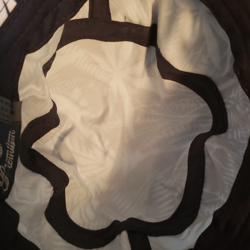 NWOT Bucket hat - Picture 4 of 4
